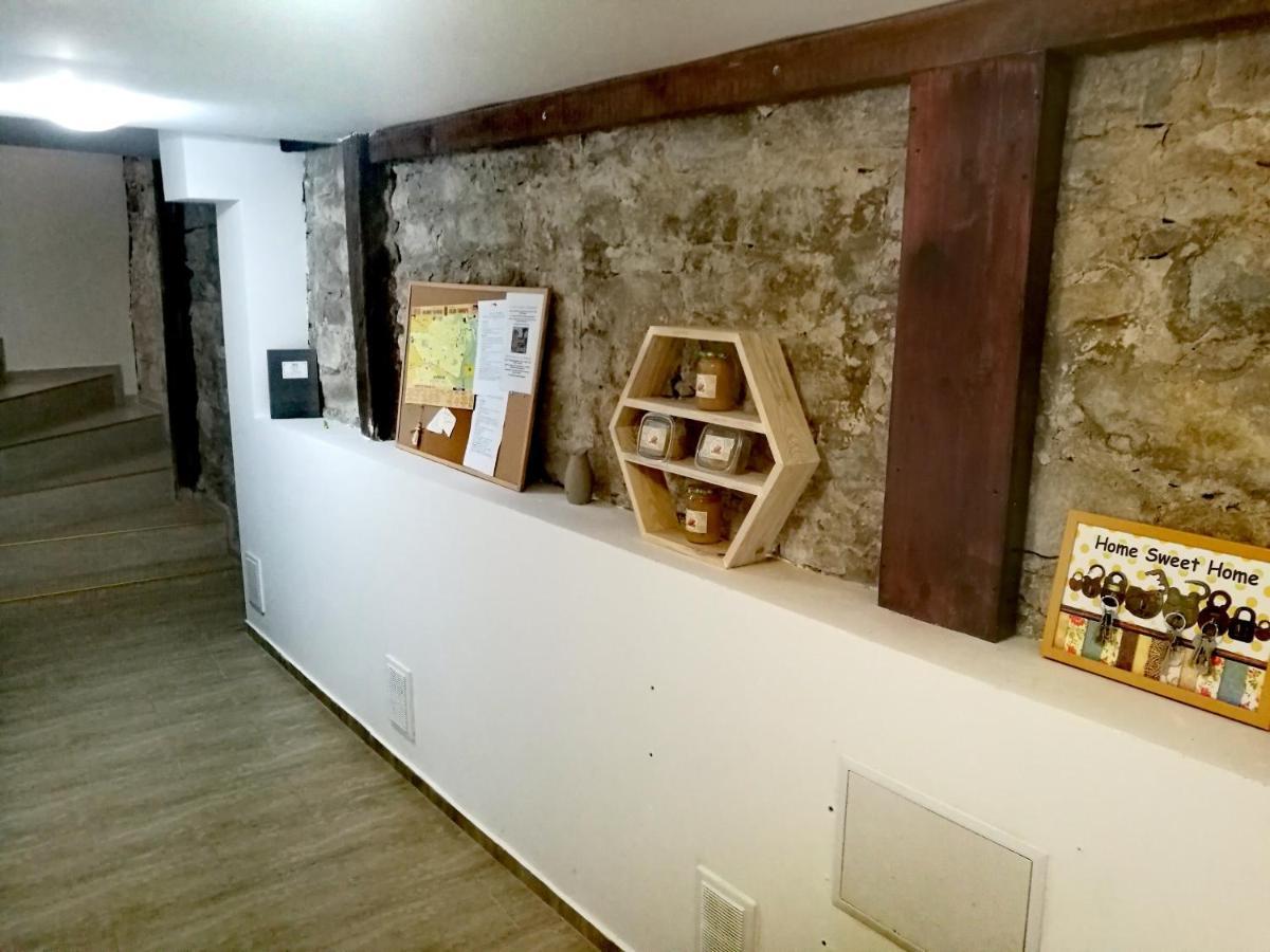 Honey I'M Home Apartments 大特尔诺沃 外观 照片