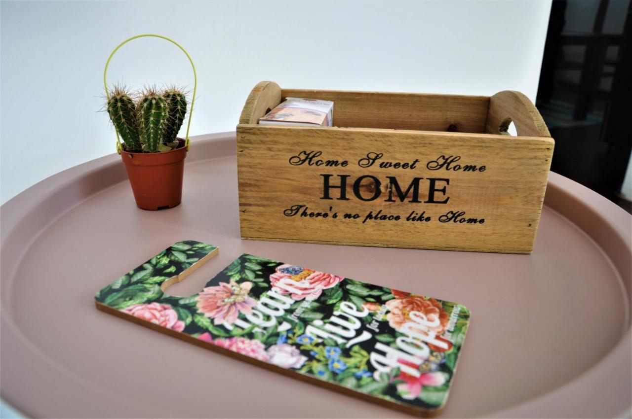 Honey I'M Home Apartments 大特尔诺沃 外观 照片